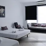 فيلة Royal Modern *