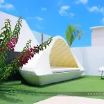 Royal Modern فيلة أذيخي